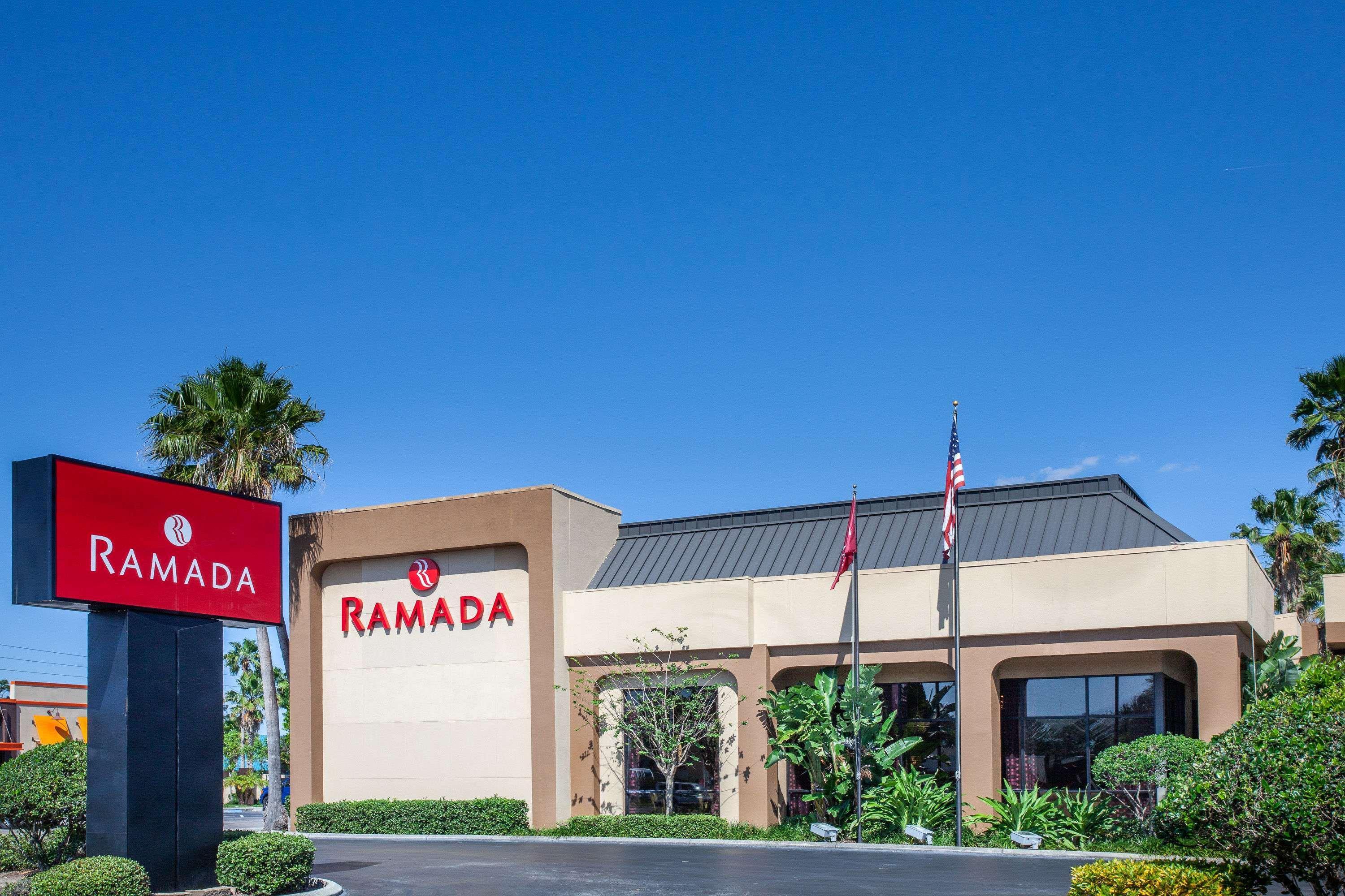 Ramada By Wyndham Orlando Florida Mall Hotel Exterior foto